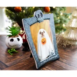 Silver Buffalo Disney The Nightmare Before Christmas Die-Cut Photo Frame | 4 X 6 Inches -Christmas Decorations GUEST cbdb81b6 f766 498a a9a1 ba7f4fdc618c
