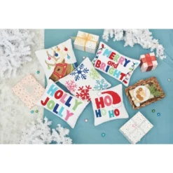 C&F Home Merry And Bright Hooked Christmas Throw Pillow -Christmas Decorations GUEST f81a0ff1 c023 4f12 8632 9ec0c57781fa